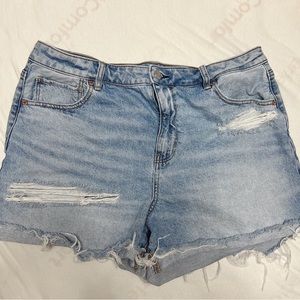 American Eagle Strigid Shorts